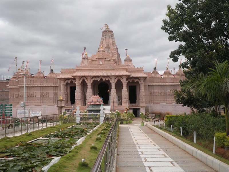 Shree-Parshwa-padmavathi-temple