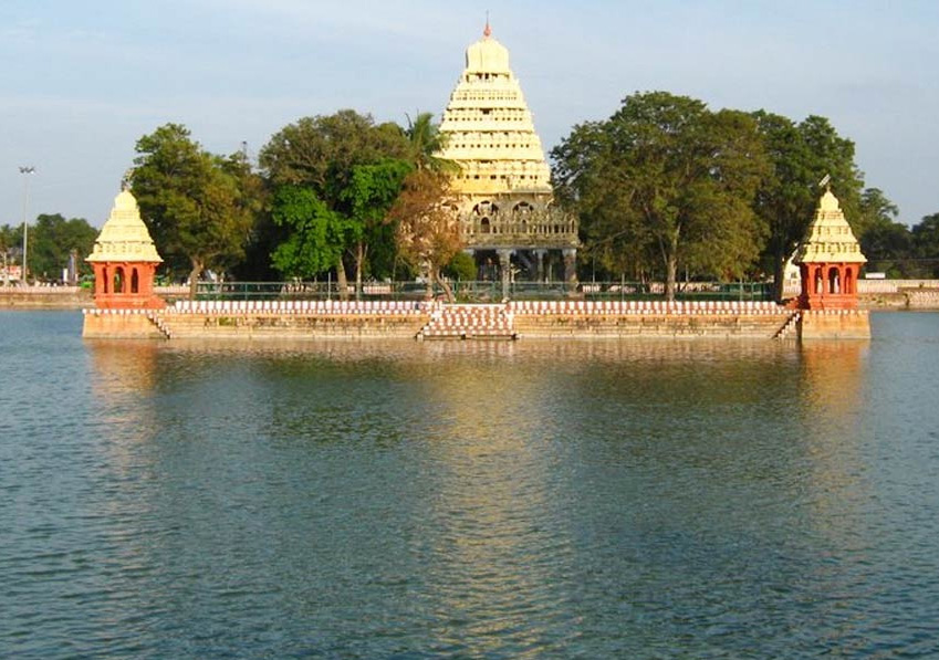 Vandiyur-Mariamman-Teppakulam—Madurai